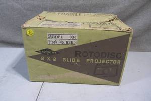 lot 121 image: Vintage Sawyer Rotodisc 2 x 2 Slide Projector