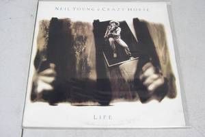 lot 288 image: Neil Young & Crazy Horse-Life-1987-Vinyl LP Record