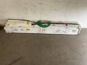 lot 108 image: GhostBed 9 Inch Twin XL Boxspring Knockdown Foundation