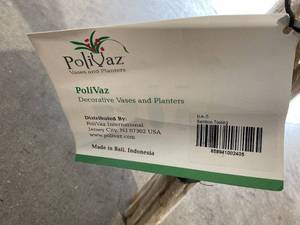 lot 127 image: PoliVaz 10-Piece Bamboo Weathered Driftwood Floral Arrangement Accent