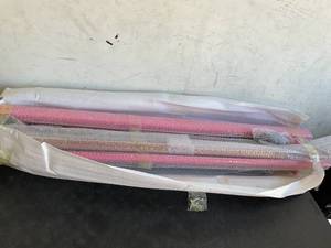lot 279 image: Marfula No Wobble Pink Gymnastics Horizontal Bar for Kids