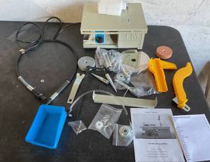 lot 361 image: 110V Mini Jewelry Lapidary Table Saw for Cutting, Grinding and Polishing Rocks