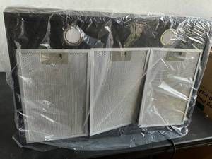 lot 389 image: CIARRA 30 Inch Black Under Cabinet Range Hood with 3-Speed Exhaust Fan, Push Button Control
