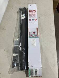 lot 414 image: 110 Inch Black Extra Wide Retractable BabyPet Gate