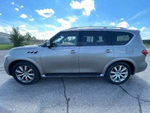 2014 Infiniti QX80 - 4X4 - 2 OWNERS