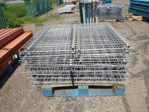 lot 6 image: Pallet Racking Wire Racks
