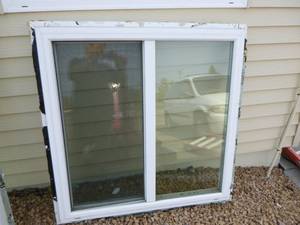 lot 54 image: Slider Window