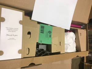 lot 37 image: Dyson V8 Origin Cordless Vacuum Cleaner - Purple Customer returns review pictures