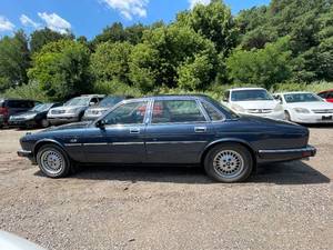 lot 100A image: 1990 Jaguar XJ-Series XJ6 Sovereign