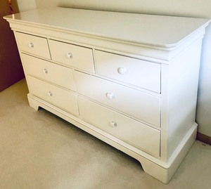 lot 112 image: White Dresser by Stanley