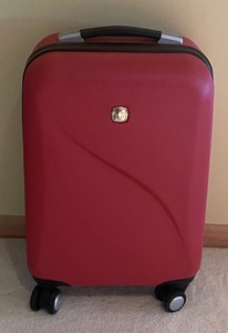 lot 186 image: Hard Sided Rolling Suitcase by Swiss