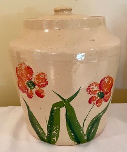 lot 297 image: Two Vintage Canisters by Red Wing Pottery
