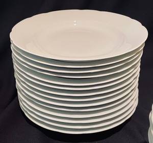 lot 302 image: Wonderful White Dishware Grouping