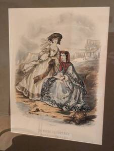 lot 65 image: Vintage Framed La Mode Illustre Prints