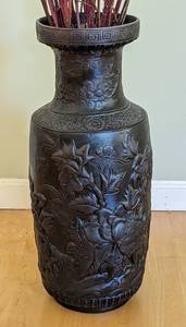 lot 234 image: Decorative Black Floor Vase