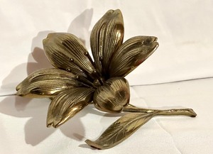 lot 49A image: Vintage Brass Floral Figurine