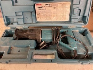 lot 4367 image: Reciprocating Saw