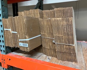 lot 7289 image: Shipping Boxes