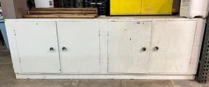 lot 3220 image: Wood Cabinet