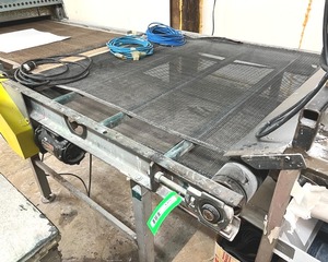 lot 1004 image: Lesson Speed Master Conveyor Belt