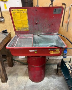lot 4256 image: Parts Washer