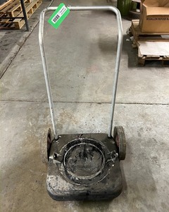 lot 3412 image: Bucket Cart