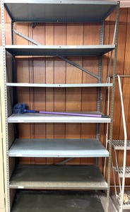 lot 5202 image: Metal Shelf