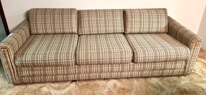 lot 8460 image: Sofa