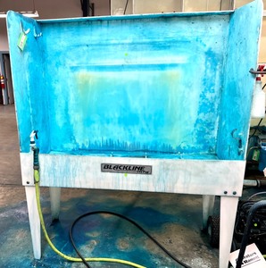 lot 2300 image: Wash Booth