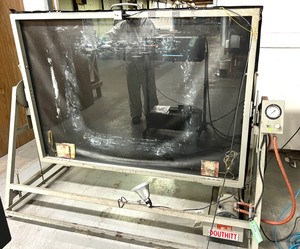 lot 1154 image: Vacuum Frame Heavy Duty by Douthitt