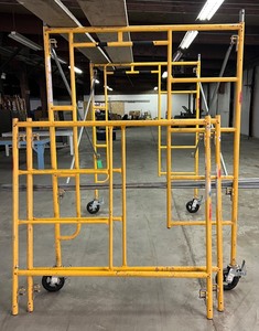 lot 4018 image: Scaffolding