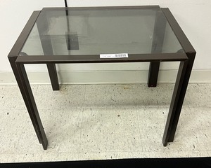 lot 8198 image: End table