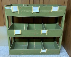 lot 3148 image: Storage rack