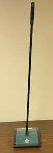 lot 7128 image: Carpet sweeper