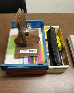 lot 7102 image: Misc Office Supplies