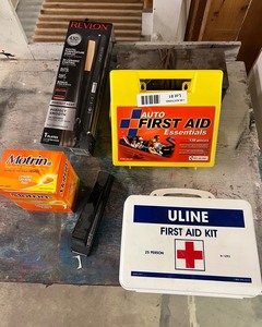 lot 7081 image: First Aid Kits