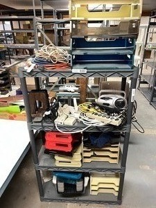 lot 7275 image: Shelf and contents