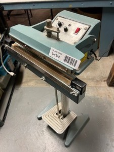 lot 7219 image: Midwest Pacific Bag Sealer