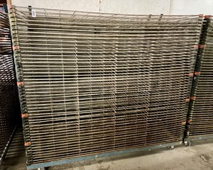 lot 2472 image: Drying Rack