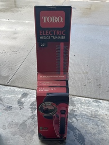 lot 2 image: NEW Toro Electric Hedge Trimmer