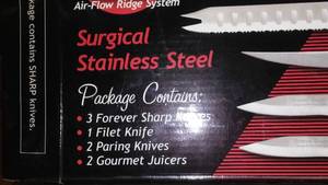 lot 685 image: Forever Sharp Knife Set.
