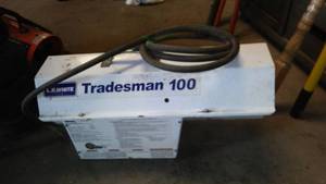 lot 938 image: Tradesman 100 Propane Heater.