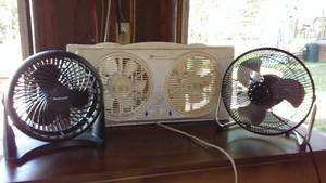 lot 983 image: Honeywell, Westinghouse Fans (3).