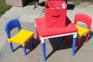lot 989 image: Lego Table Playset and more.
