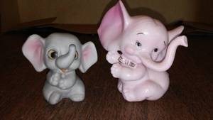 lot 756 image: Vintage Kelvins Pink Elephant.