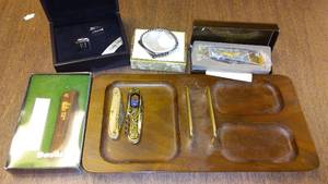 lot 768 image: Pocket Knives and more.