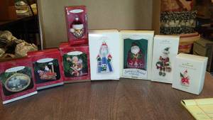 lot 774 image: Hallmark Keepsake Christmas Ornaments (8).