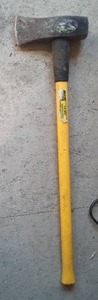 lot 24 image: Splitting Maul. 8 pounds