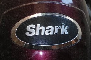 lot 27 image: Shark Rock Deluxe Pro Vac.