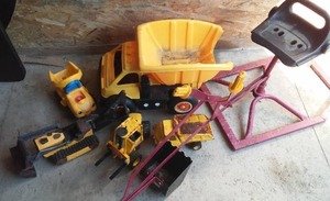 lot 33 image: Tonka toys and more.